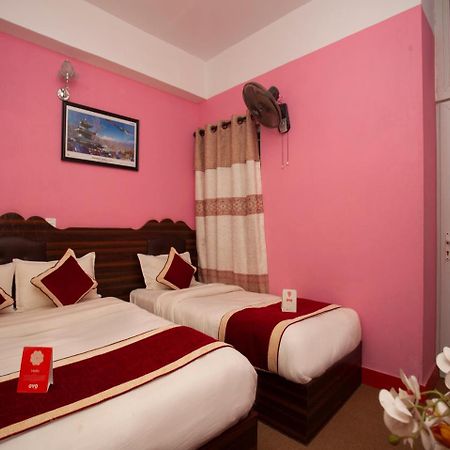 Oyo 195 Global Hotel And Resort Kathmandu Bagian luar foto
