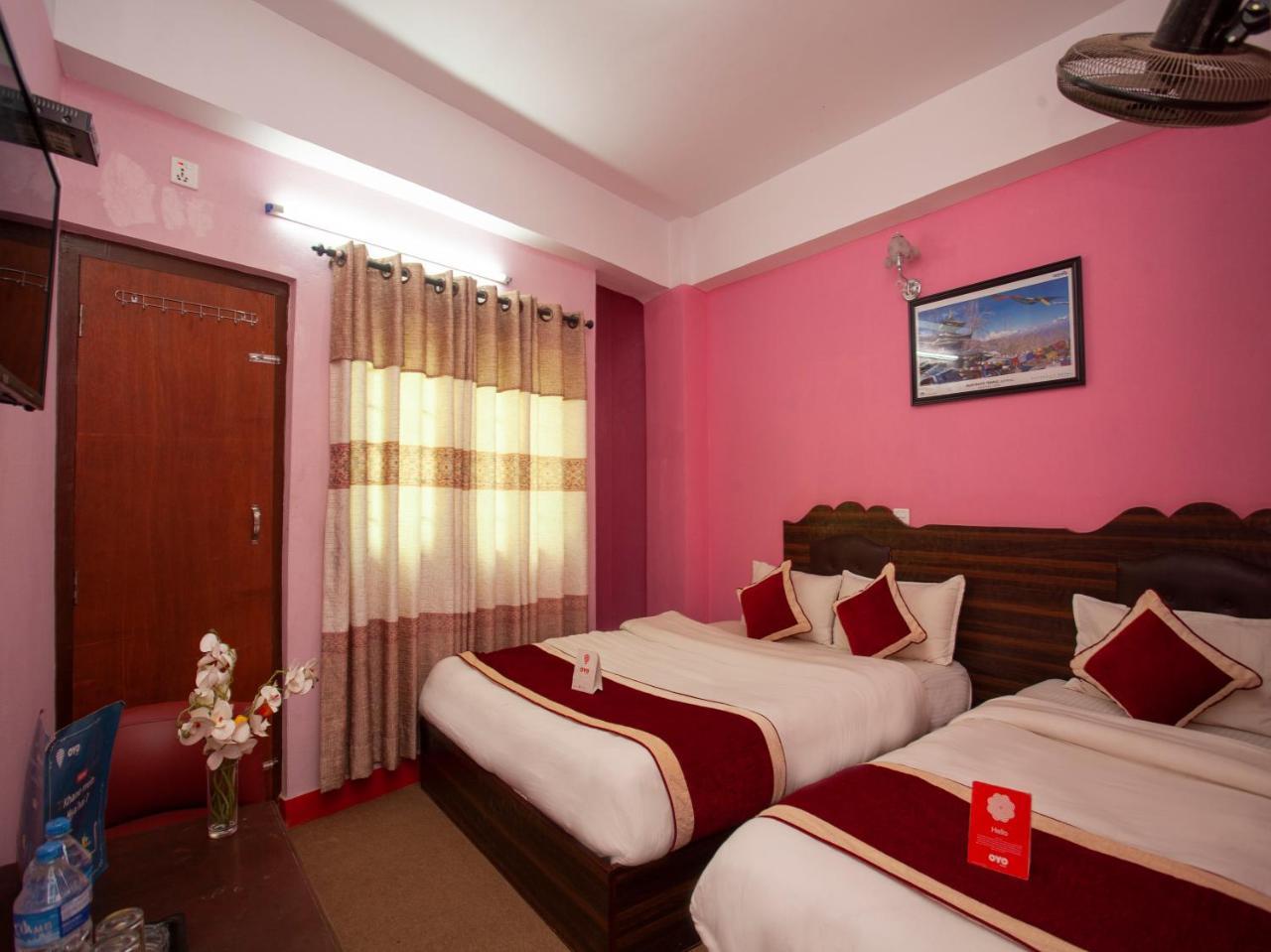 Oyo 195 Global Hotel And Resort Kathmandu Bagian luar foto