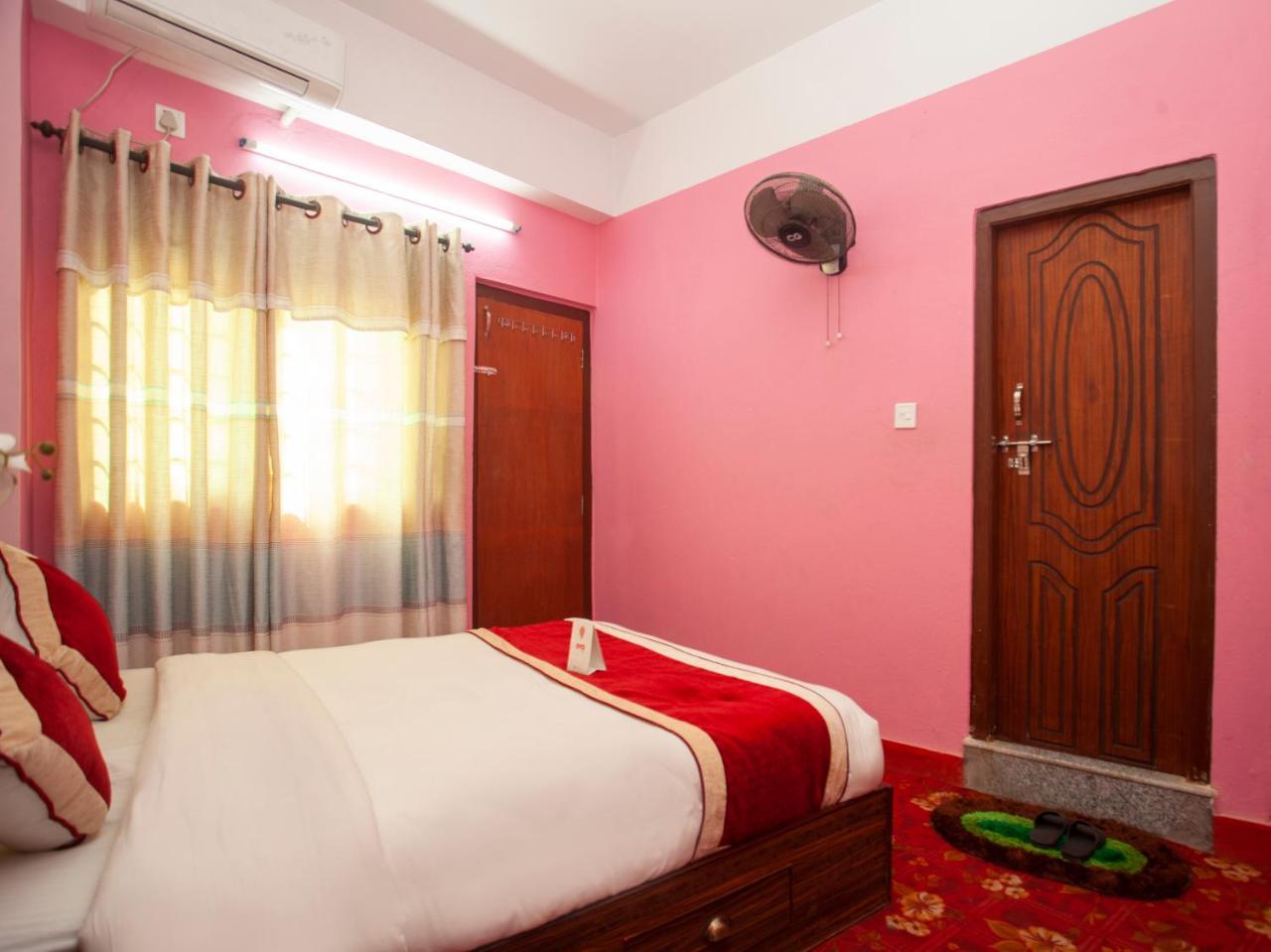 Oyo 195 Global Hotel And Resort Kathmandu Bagian luar foto