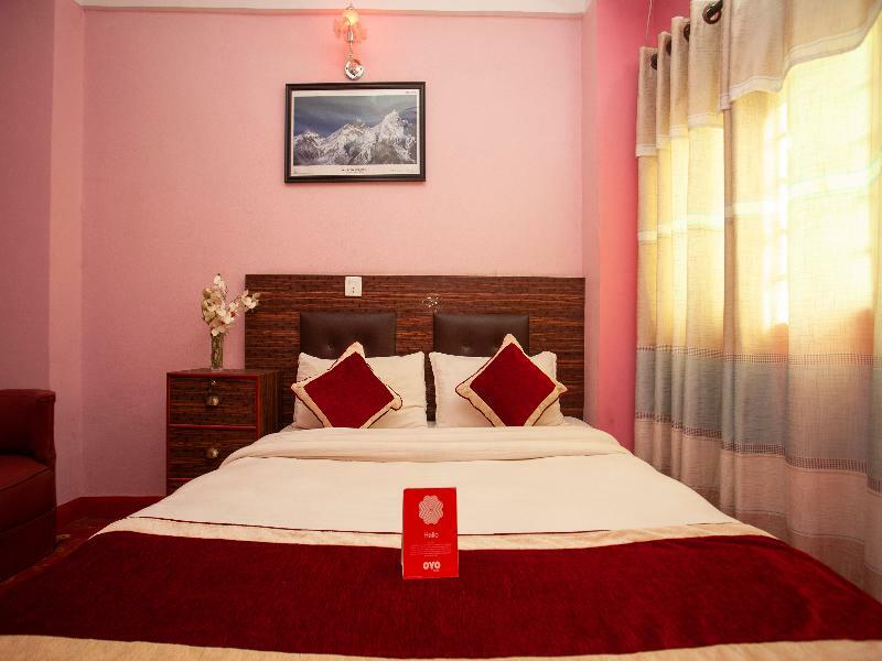 Oyo 195 Global Hotel And Resort Kathmandu Bagian luar foto